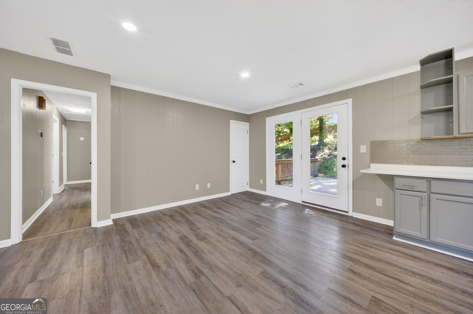 3670 Windy Hill Drive Gainesville - Photo 8