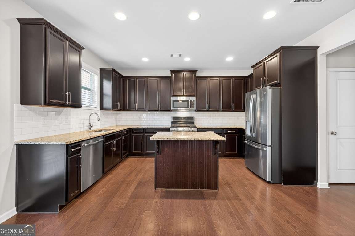 2168 Lakeview Bend Way Buford - Photo 10