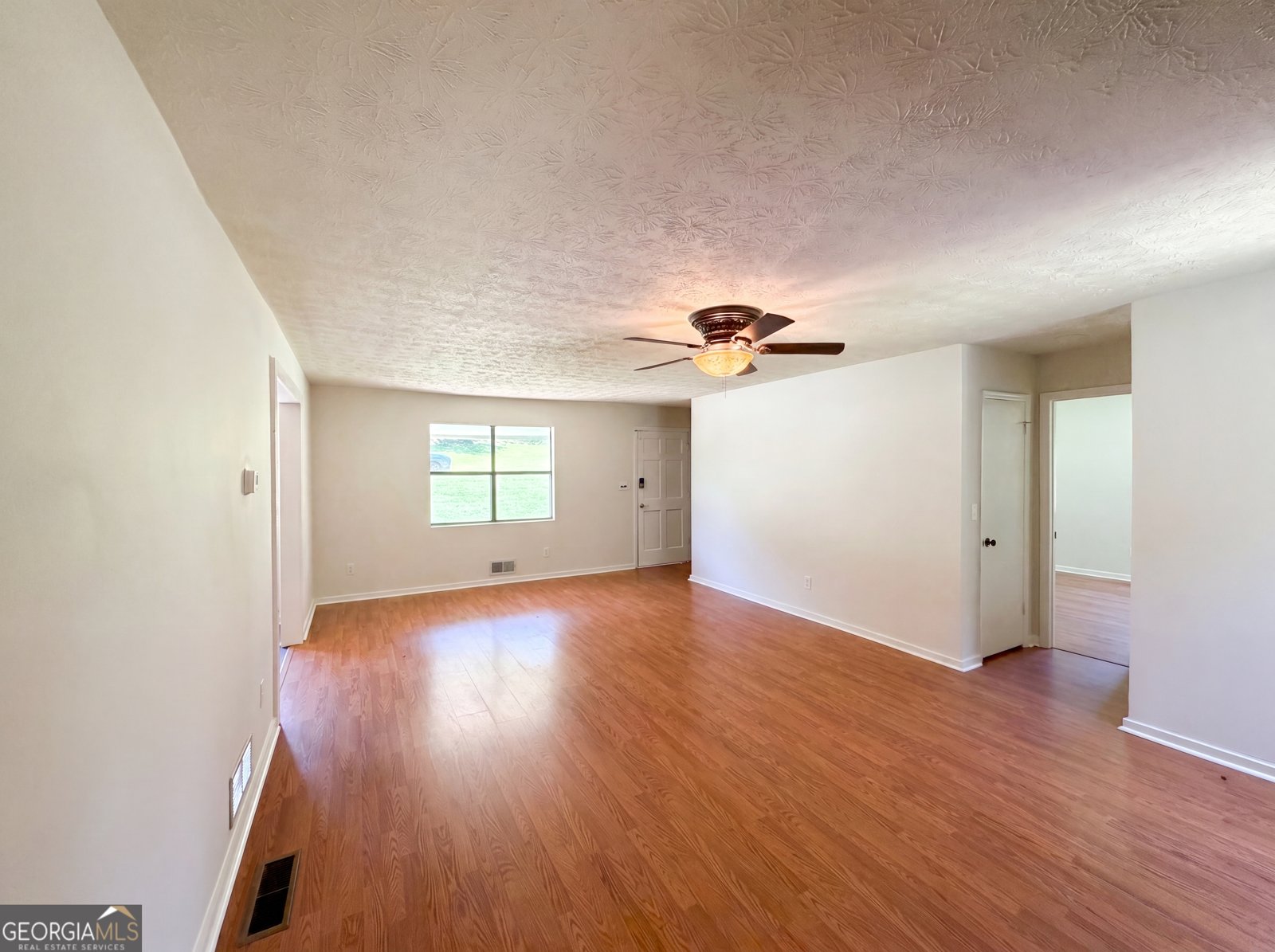 104 Belair Lane Stockbridge - Photo 12