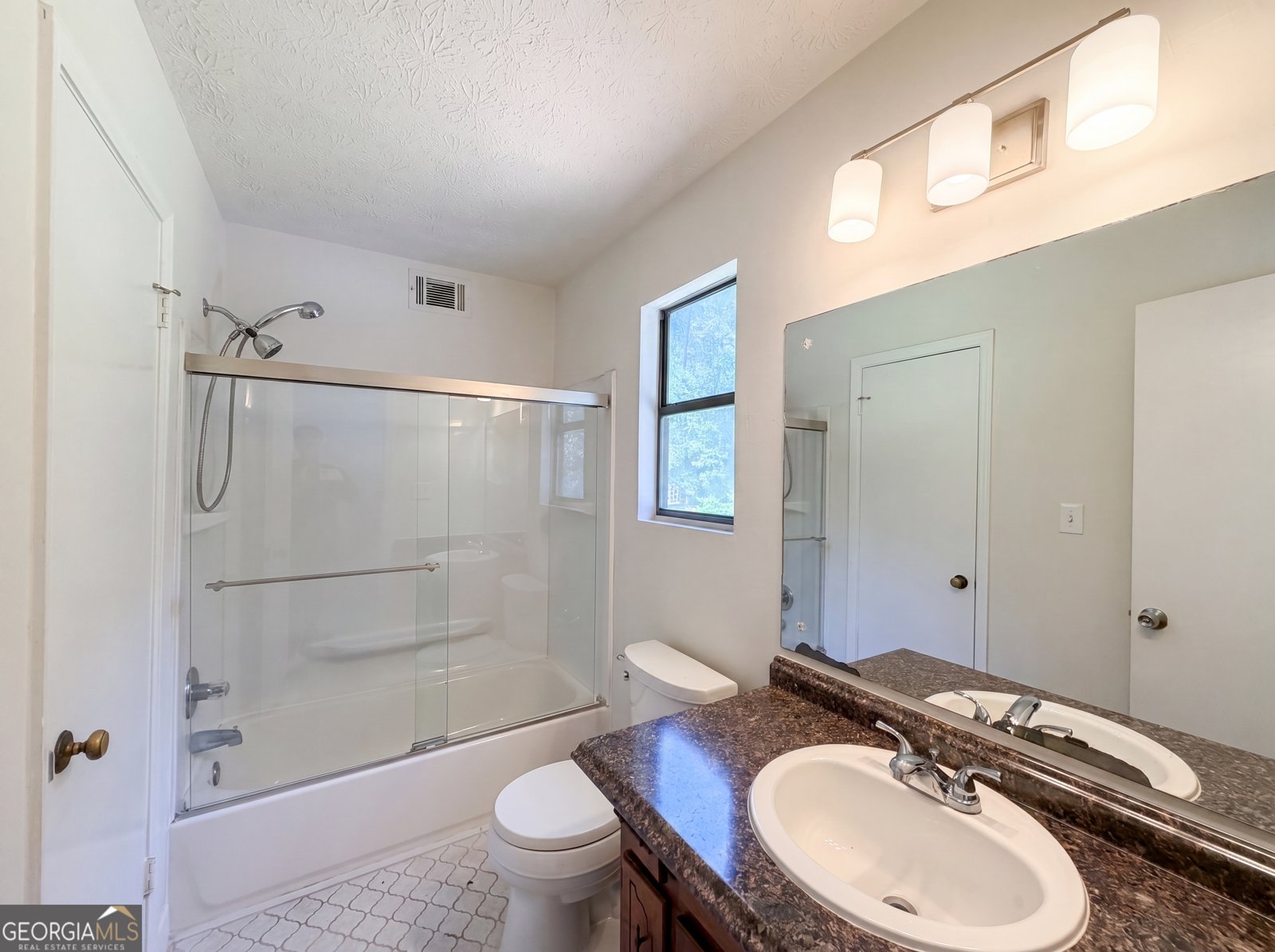 104 Belair Lane Stockbridge - Photo 18