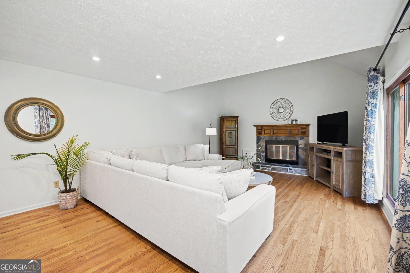 360 Darren Drive Fayetteville - Photo 7