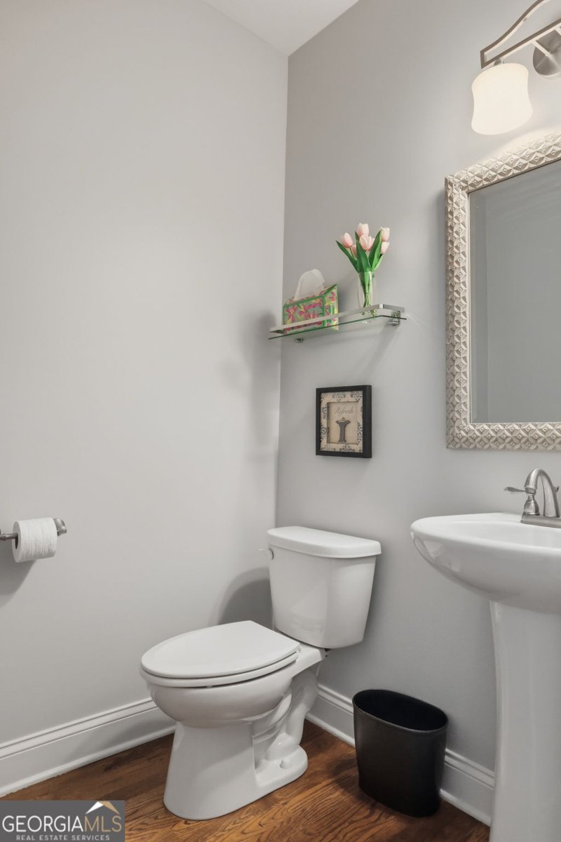 2126 Elvan Circle Atlanta - Photo 12