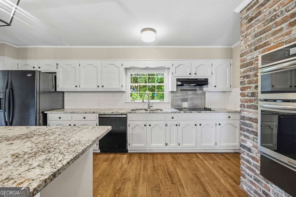 4943 Vernon Oaks Drive Dunwoody - Photo 11