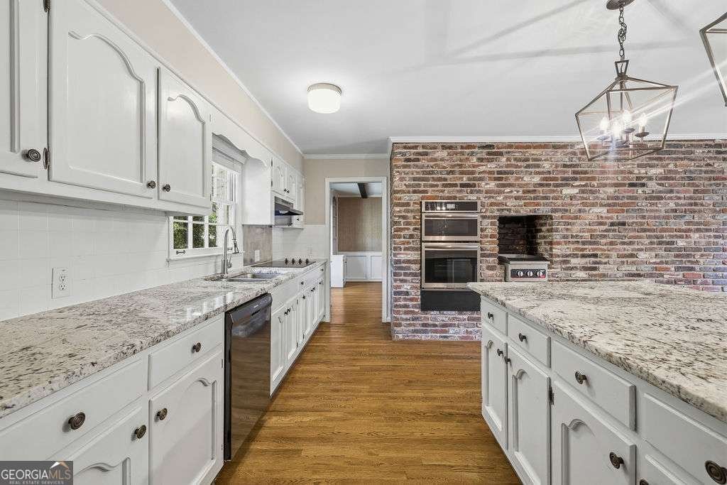 4943 Vernon Oaks Drive Dunwoody - Photo 13