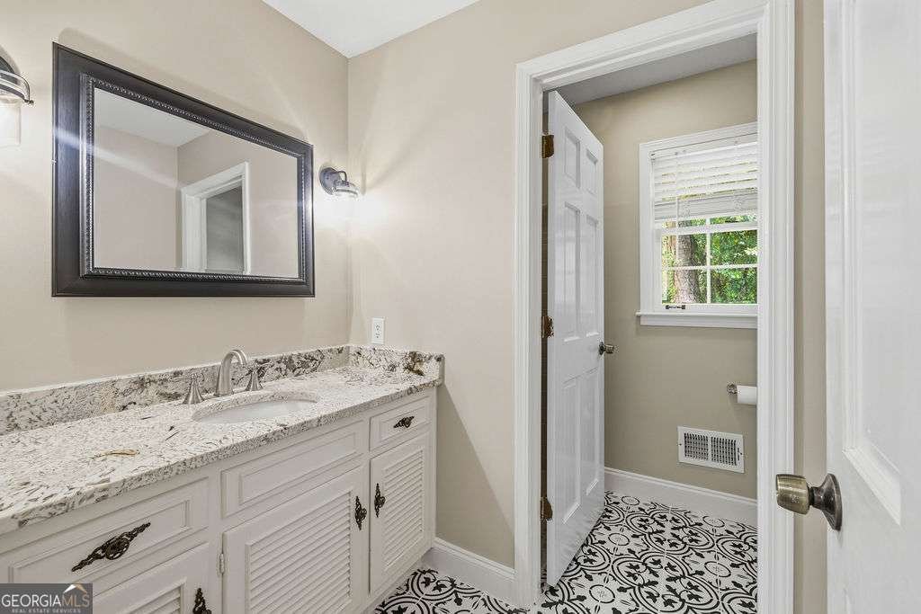4943 Vernon Oaks Drive Dunwoody - Photo 23