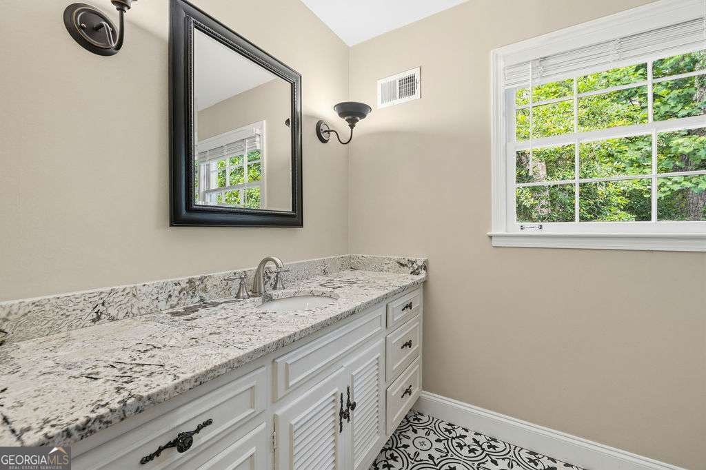 4943 Vernon Oaks Drive Dunwoody - Photo 31