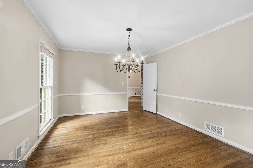 4943 Vernon Oaks Drive Dunwoody - Photo 6