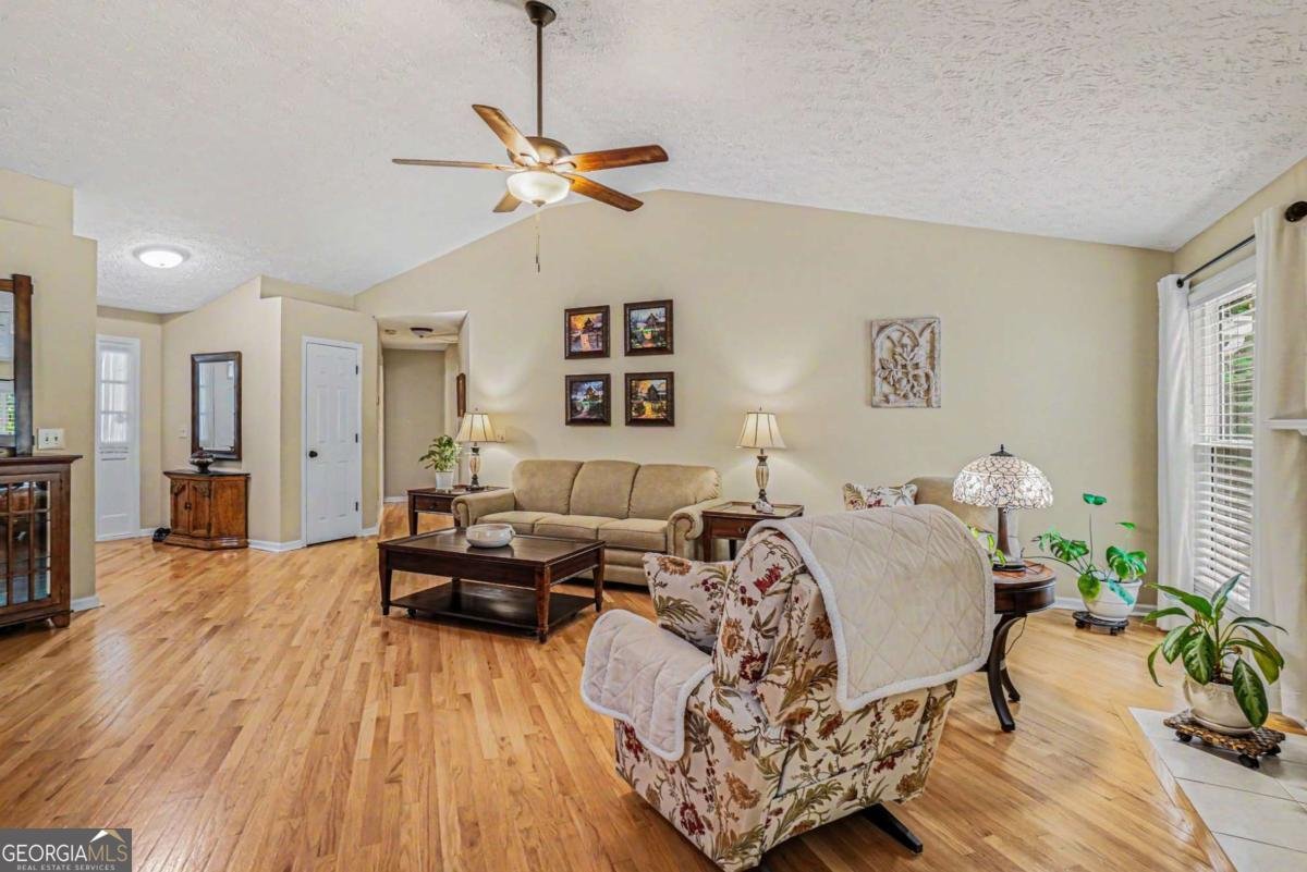 6008 Woodcreek Drive Woodstock - Photo 7