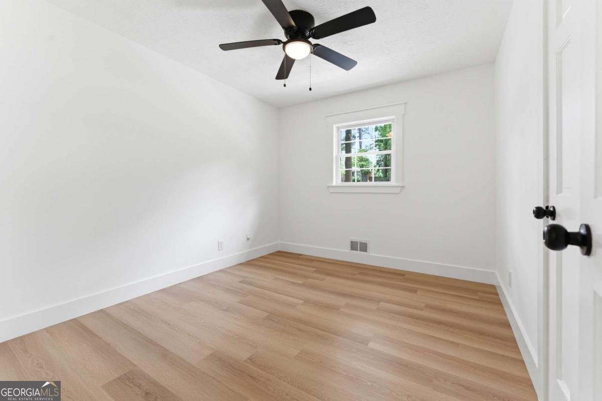 3131 Woods Lane Marietta - Photo 13