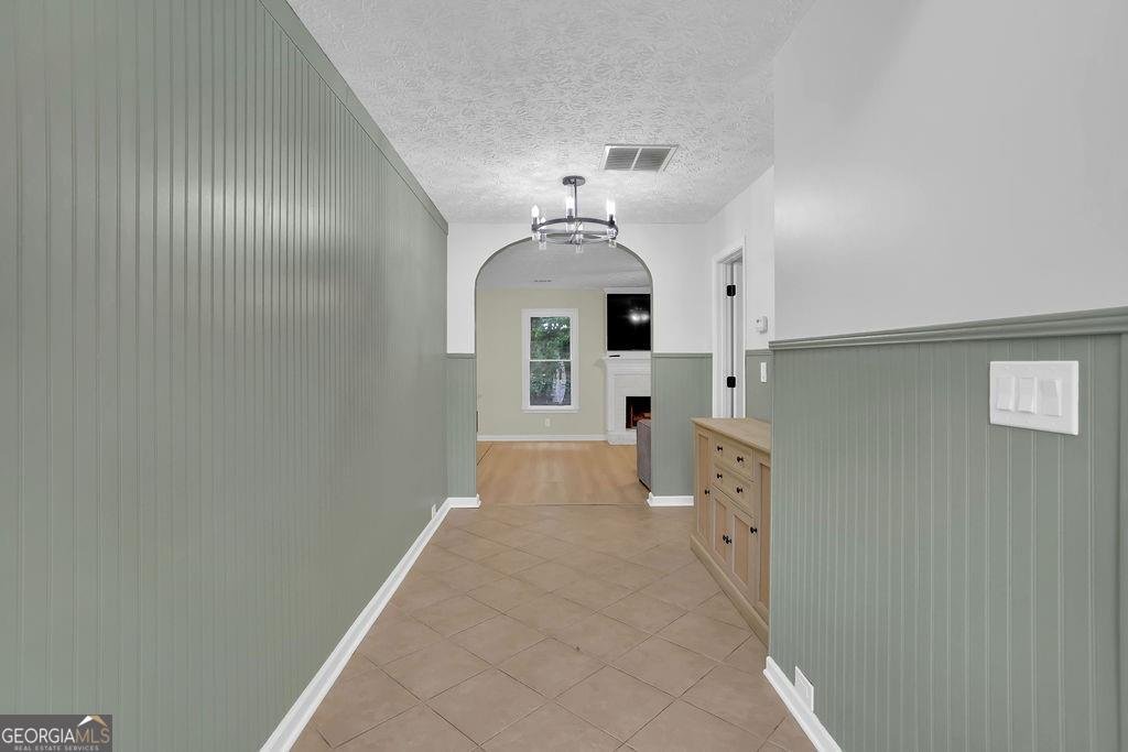 8011 Huntcliff Road Woodstock - Photo 2