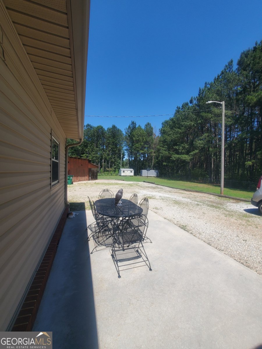 2021 Red Hill Road Carnesville - Photo 8