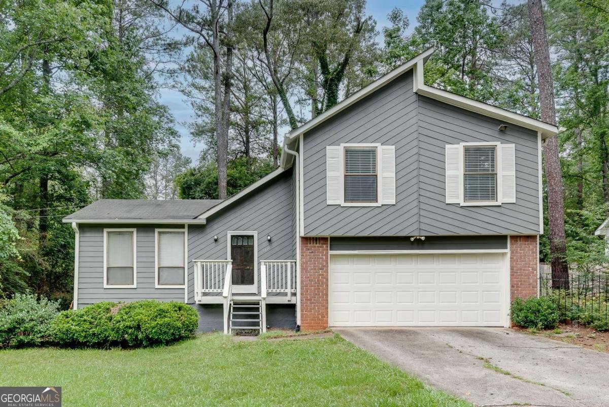 5611 Whittondale Road Lithonia - main photo