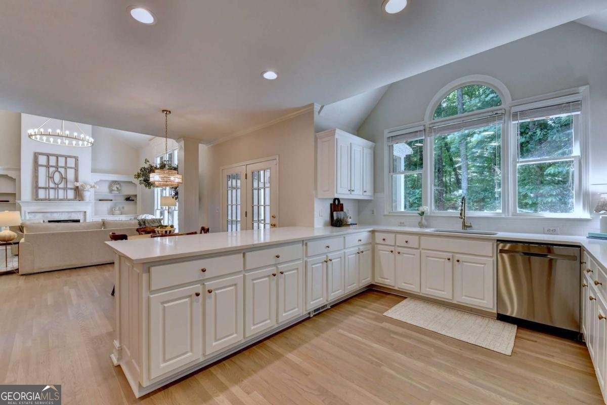 6416 Oakleigh Place Alpharetta - Photo 18