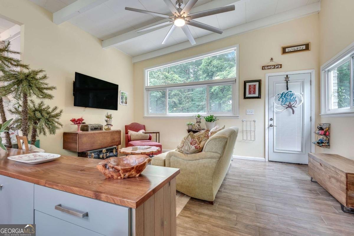 588 Kenilworth Circle Stone Mountain - Photo 18