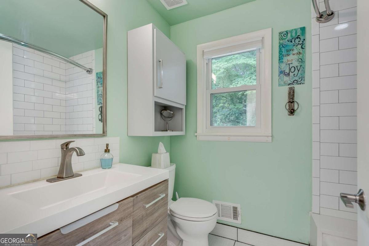 588 Kenilworth Circle Stone Mountain - Photo 30