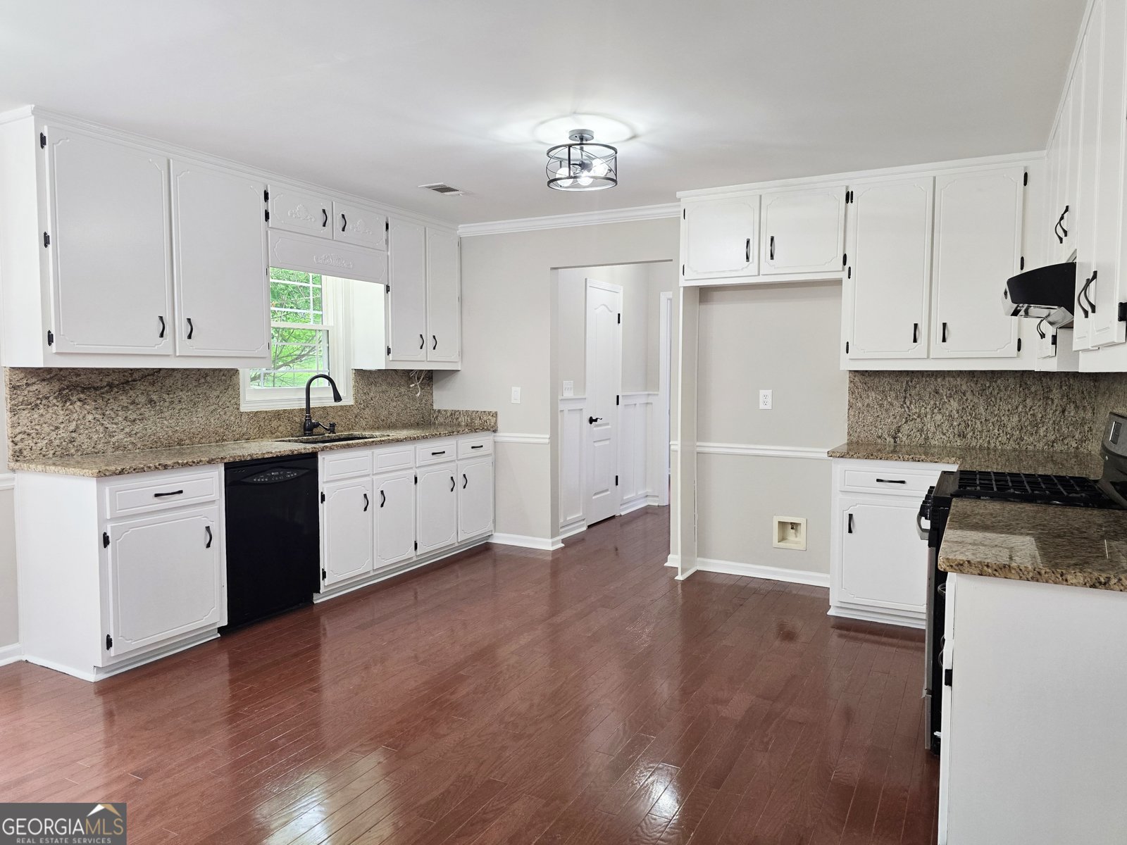 410 Mckenzie Drive Stockbridge - Photo 12