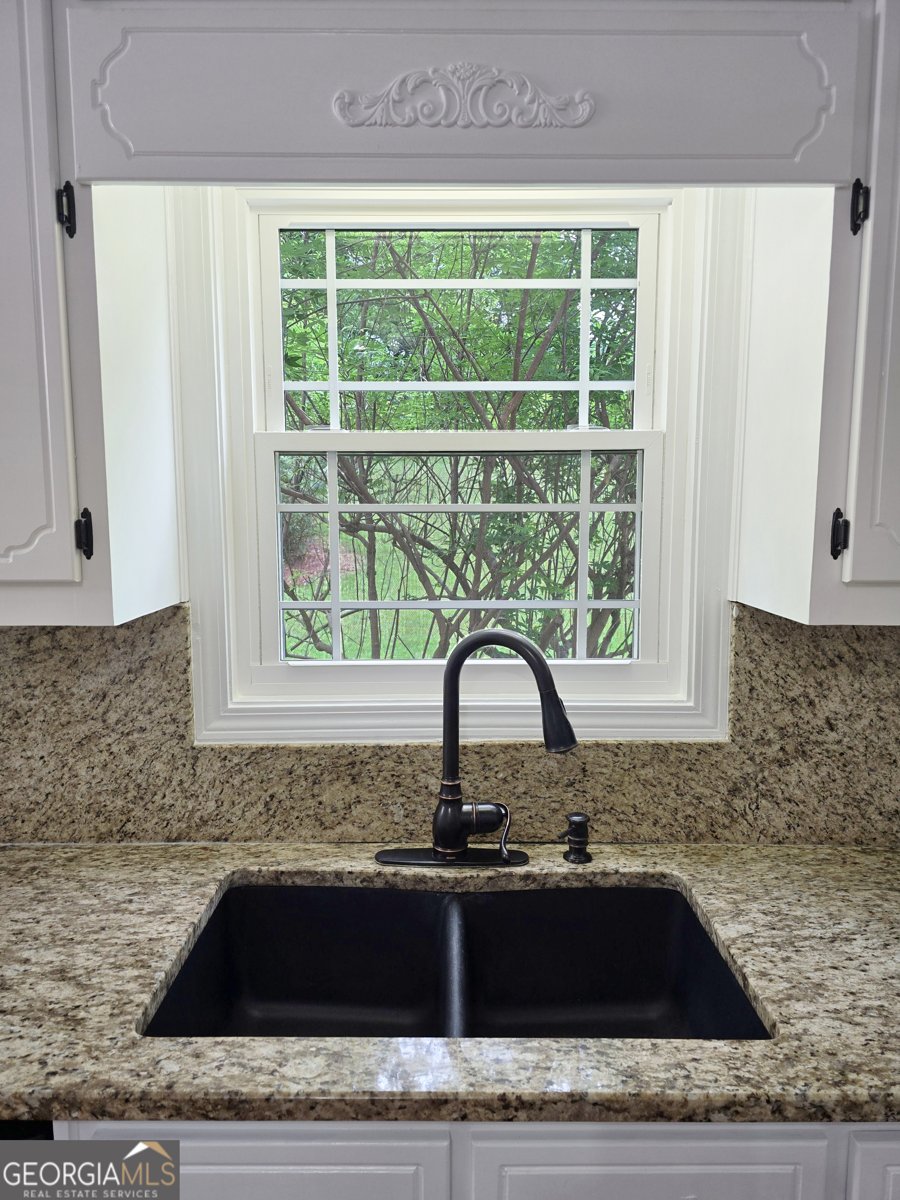 410 Mckenzie Drive Stockbridge - Photo 14