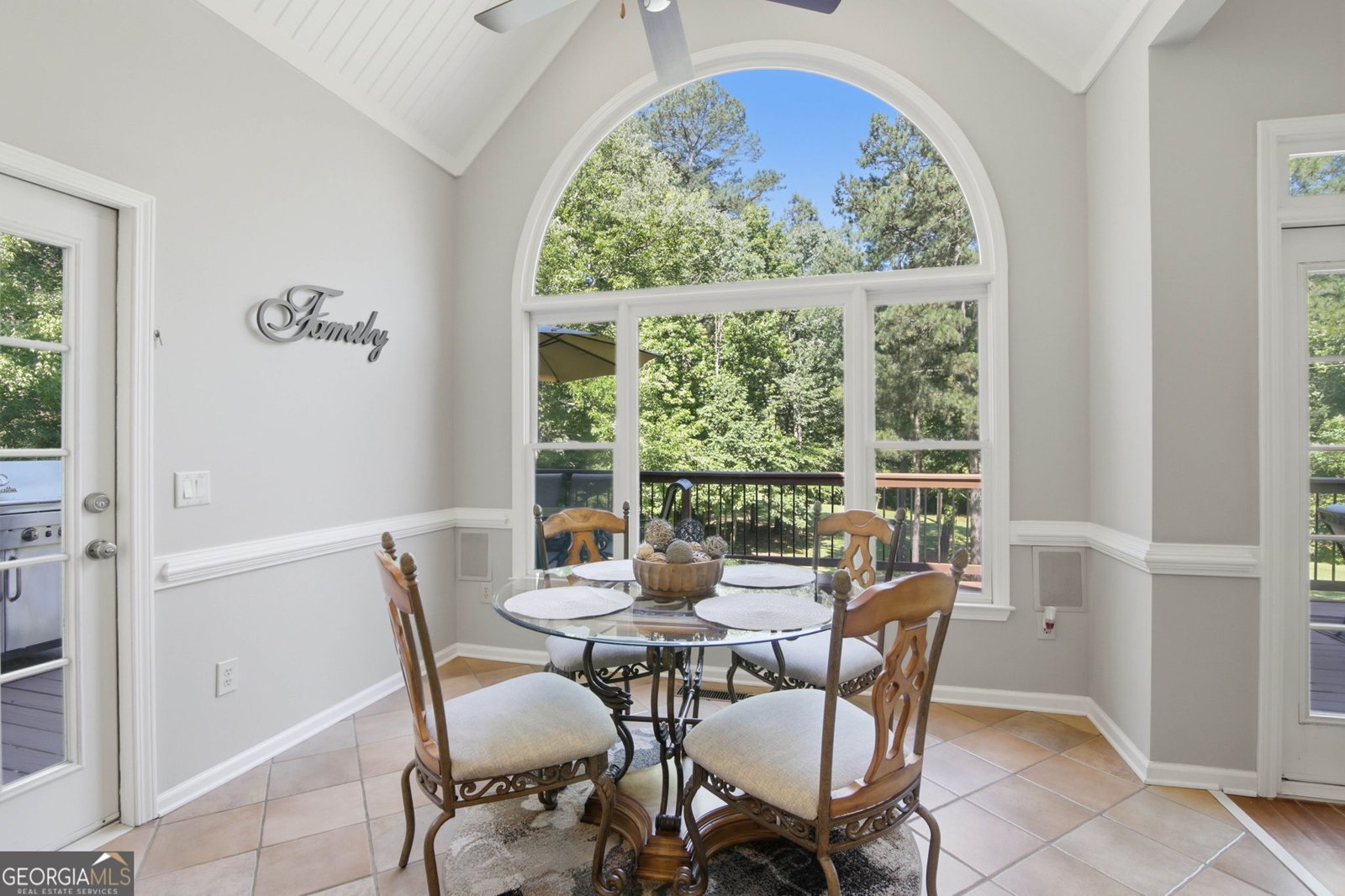 914 Autumn Path Way Snellville - Photo 18