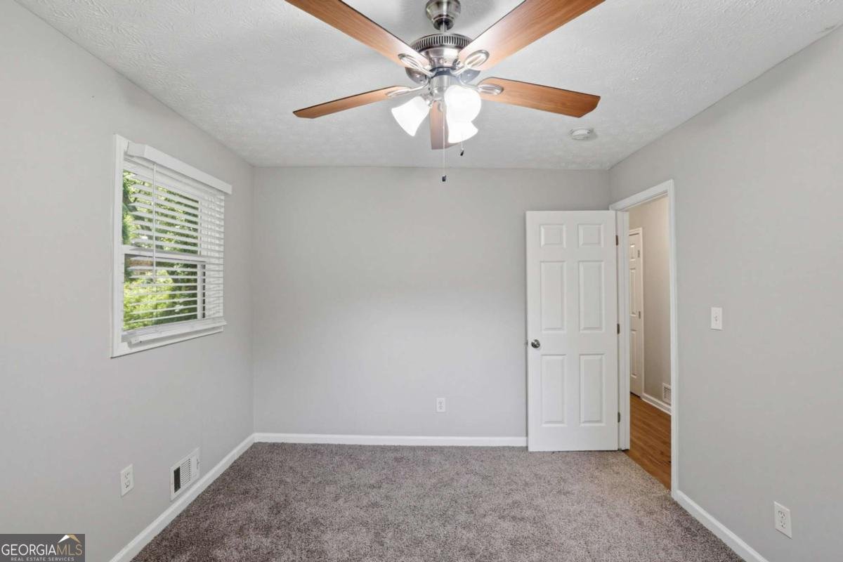 3798 Bakers Ferry Road Atlanta - Photo 14