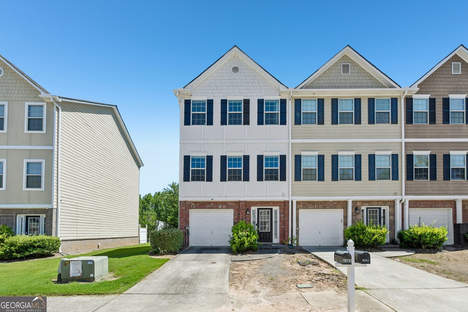 6383 Redan Square Lithonia - main photo