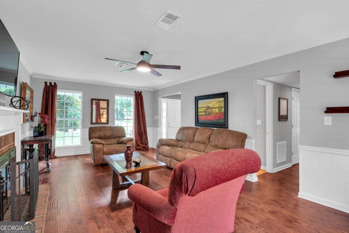 5587 Patrick Court Peachtree Corners - Photo 16