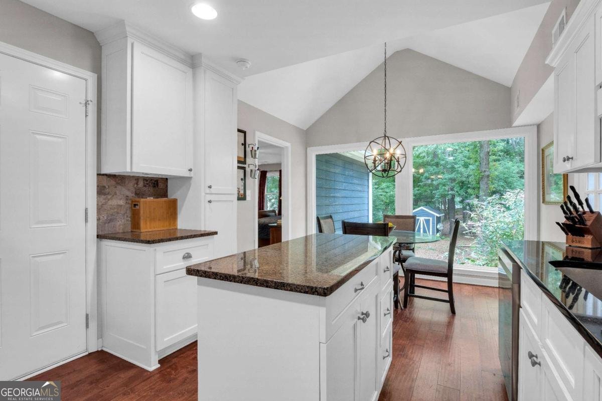 5587 Patrick Court Peachtree Corners - Photo 19