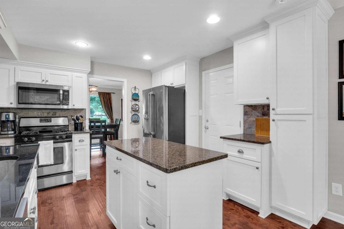 5587 Patrick Court Peachtree Corners - Photo 31