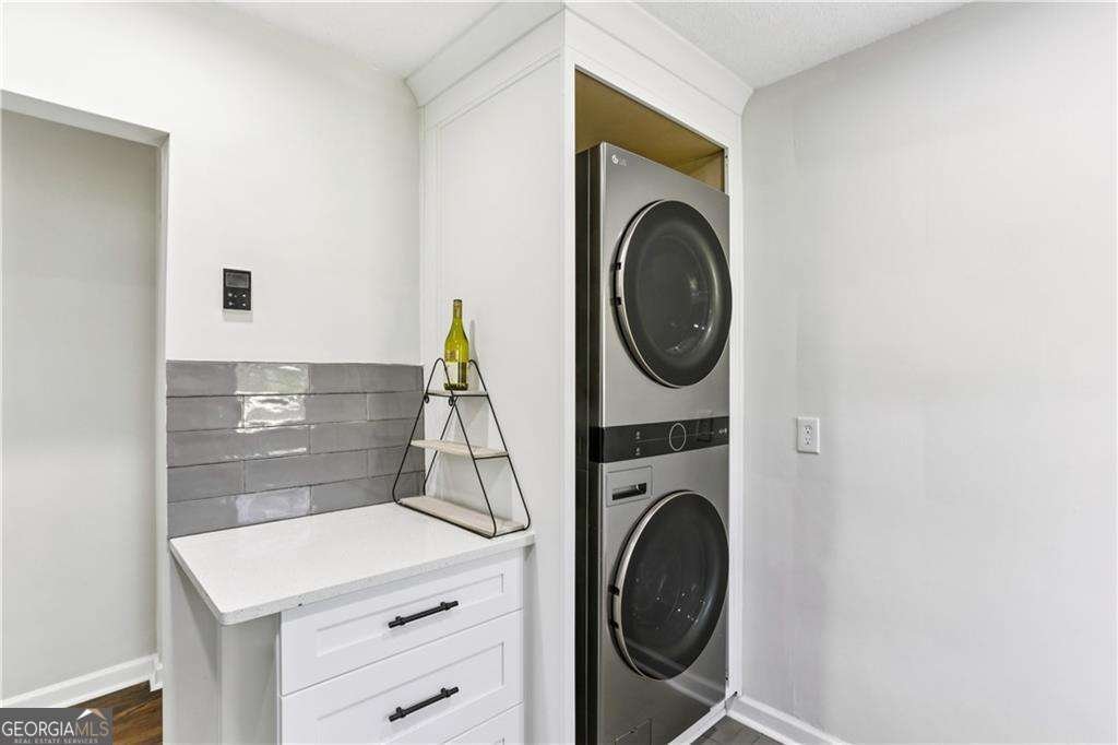 1767 Lynn Lane Decatur - Photo 9