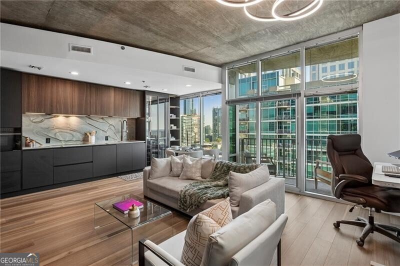 933 Peachtree Street Atlanta - main photo