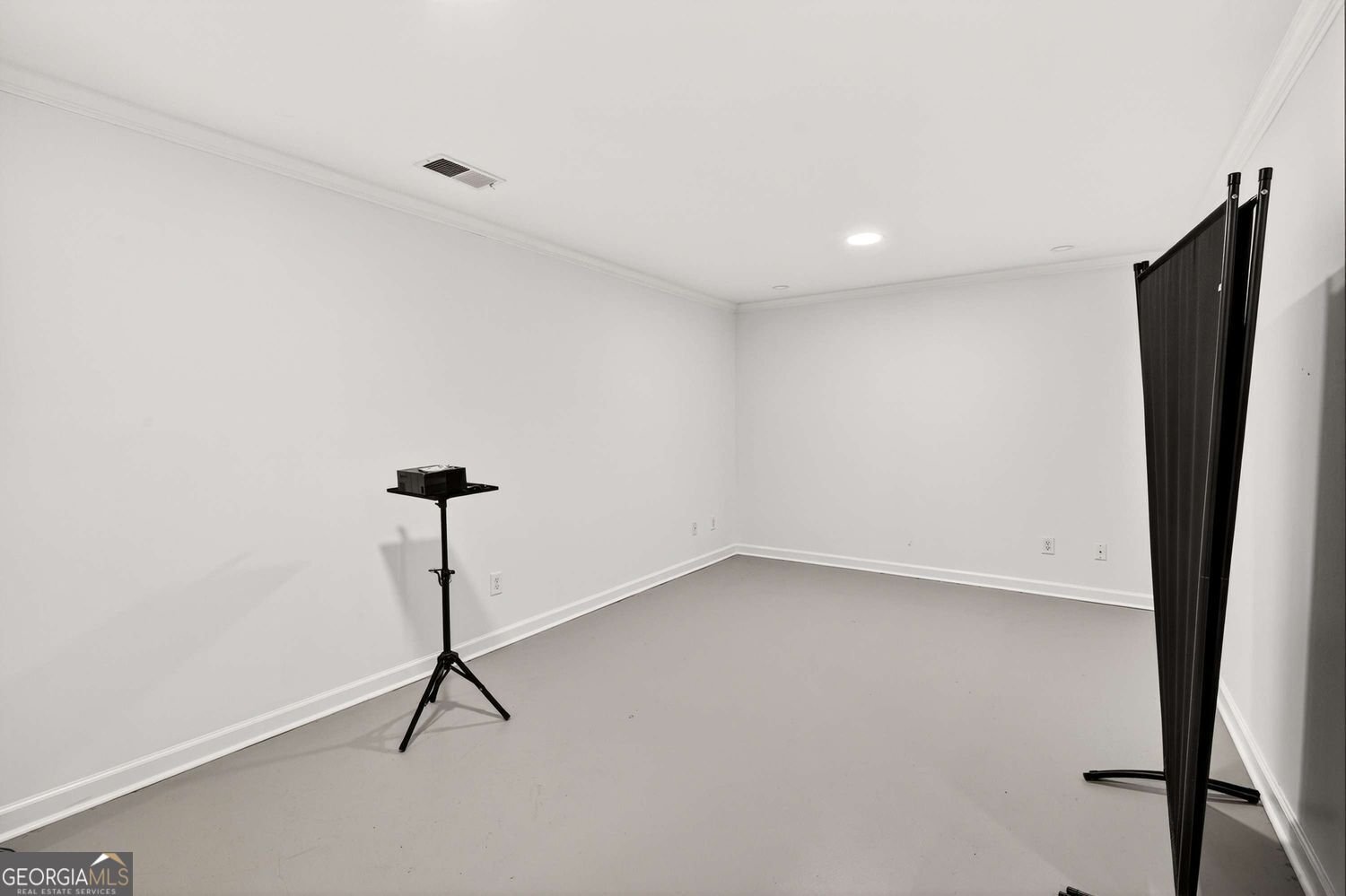 408 Strathmore Drive Sharpsburg - Photo 32
