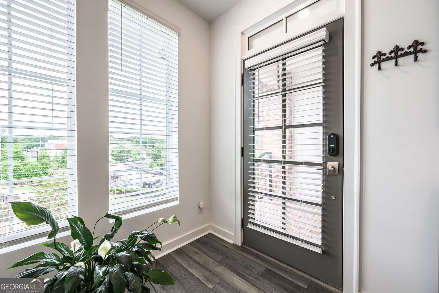 405 Burton Drive Alpharetta - Photo 13