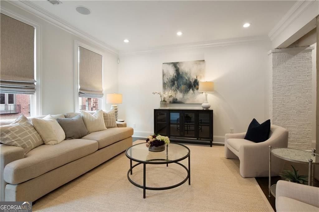 545 Canton WLK Roswell - Photo 10