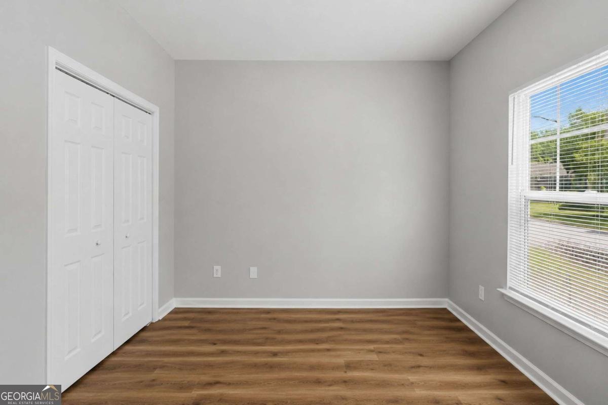 379 Yonkers Avenue Atlanta - Photo 9