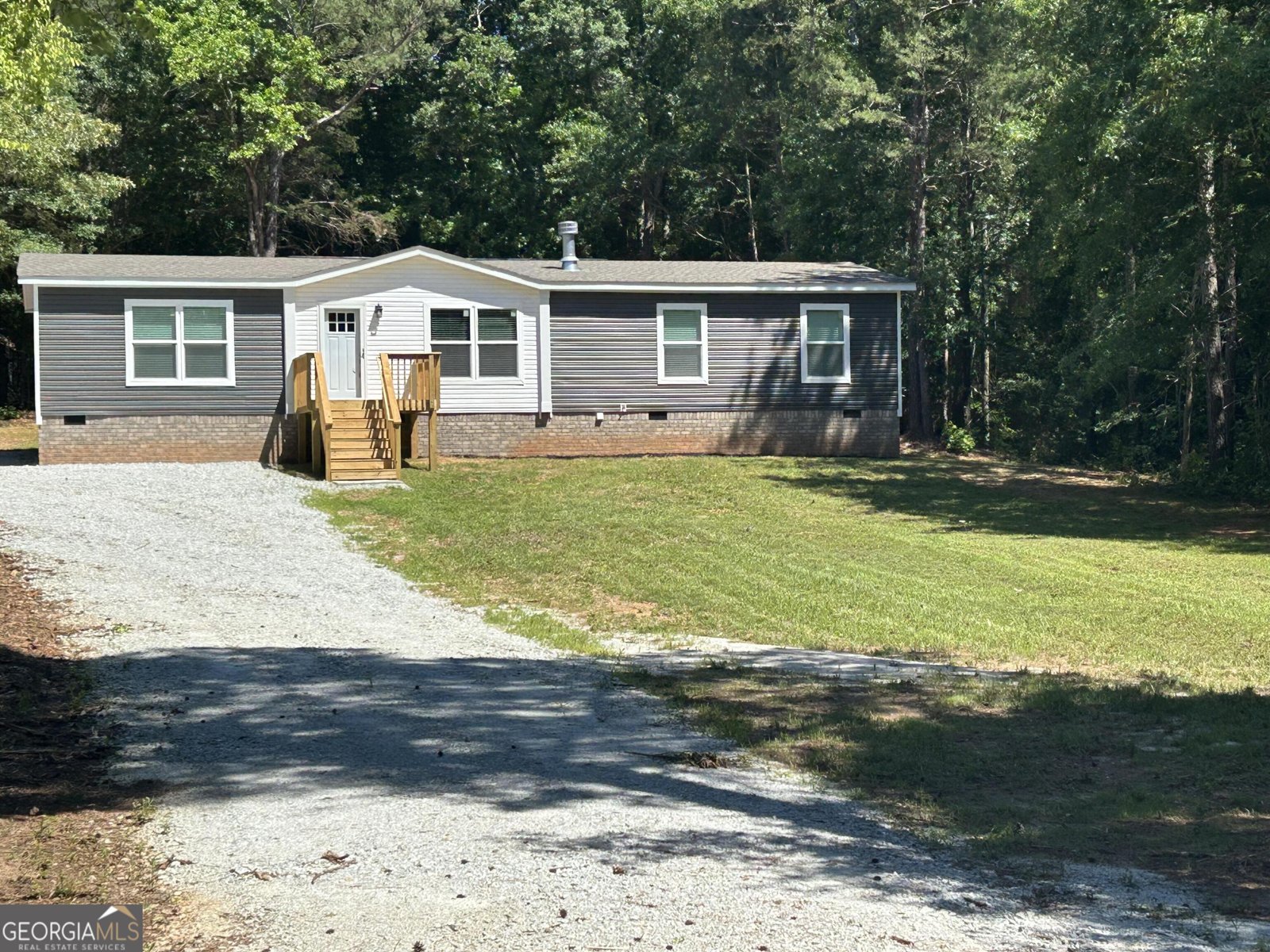 1156 Huntington Drive Elberton - main photo