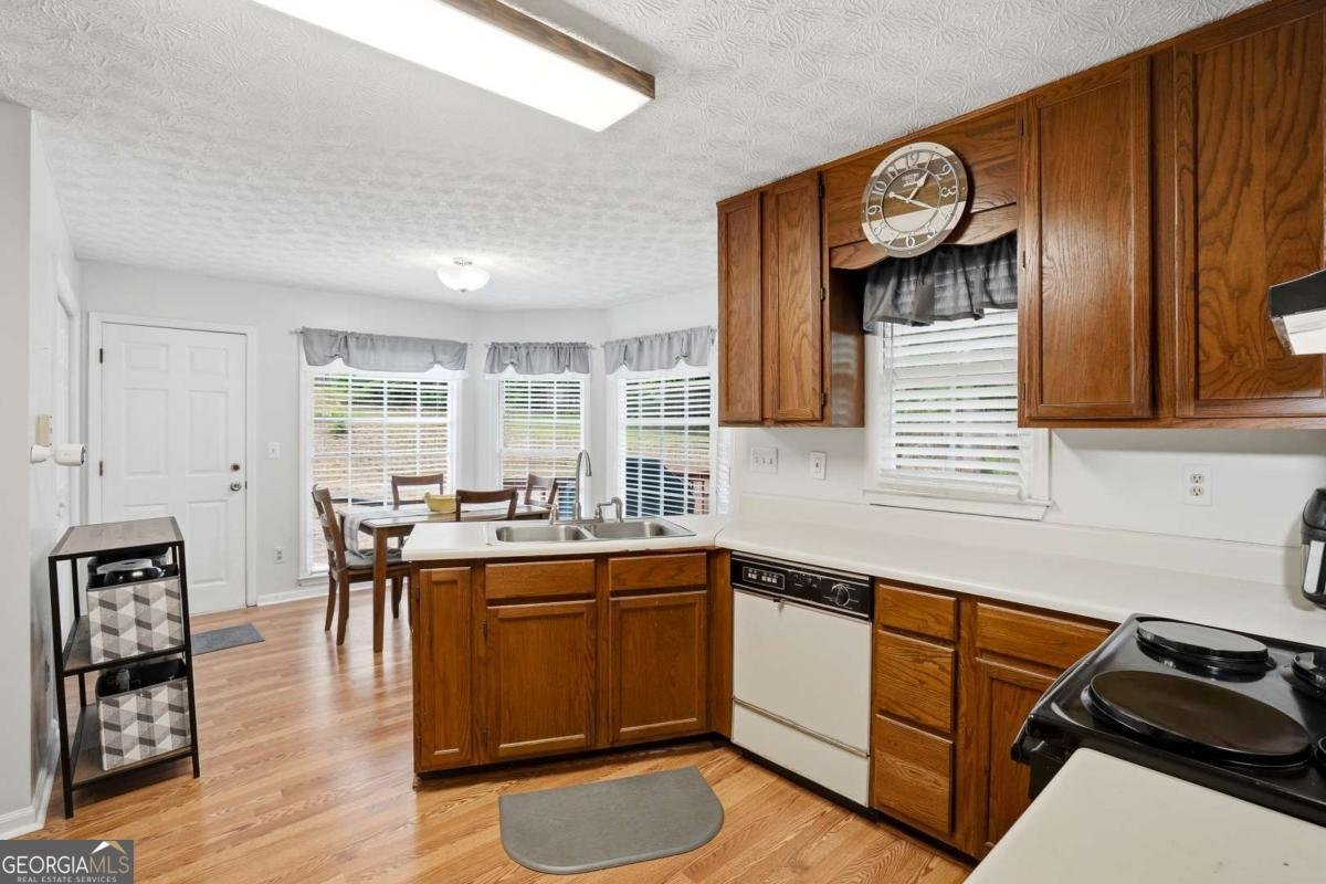 1354 Velvet Creek Glen Marietta - Photo 7