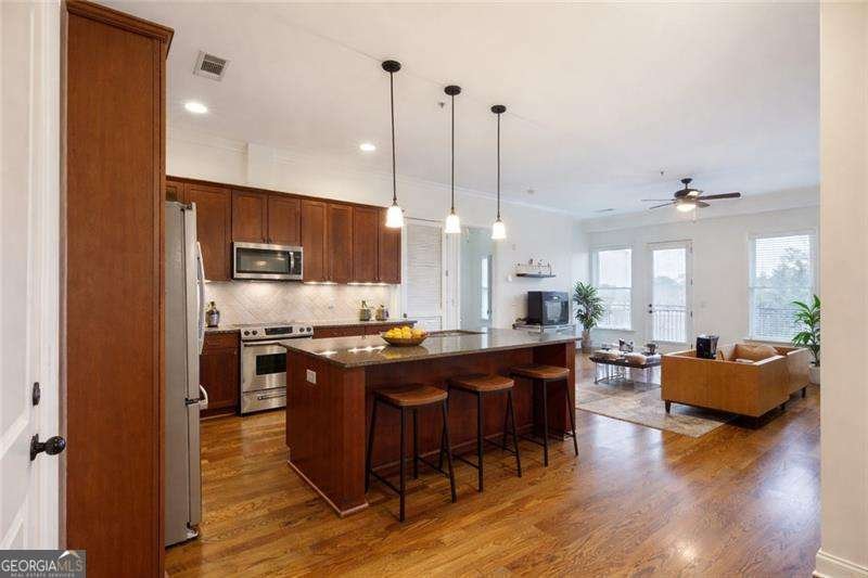 360 CHAMBERS Street Woodstock - main photo