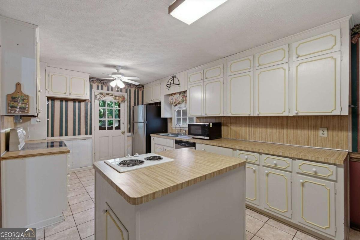 328 Lake Forest Drive Acworth - Photo 12