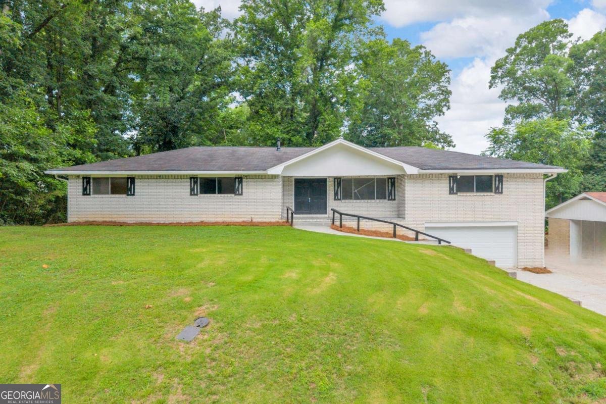 8093 Malone Street Douglasville - main photo