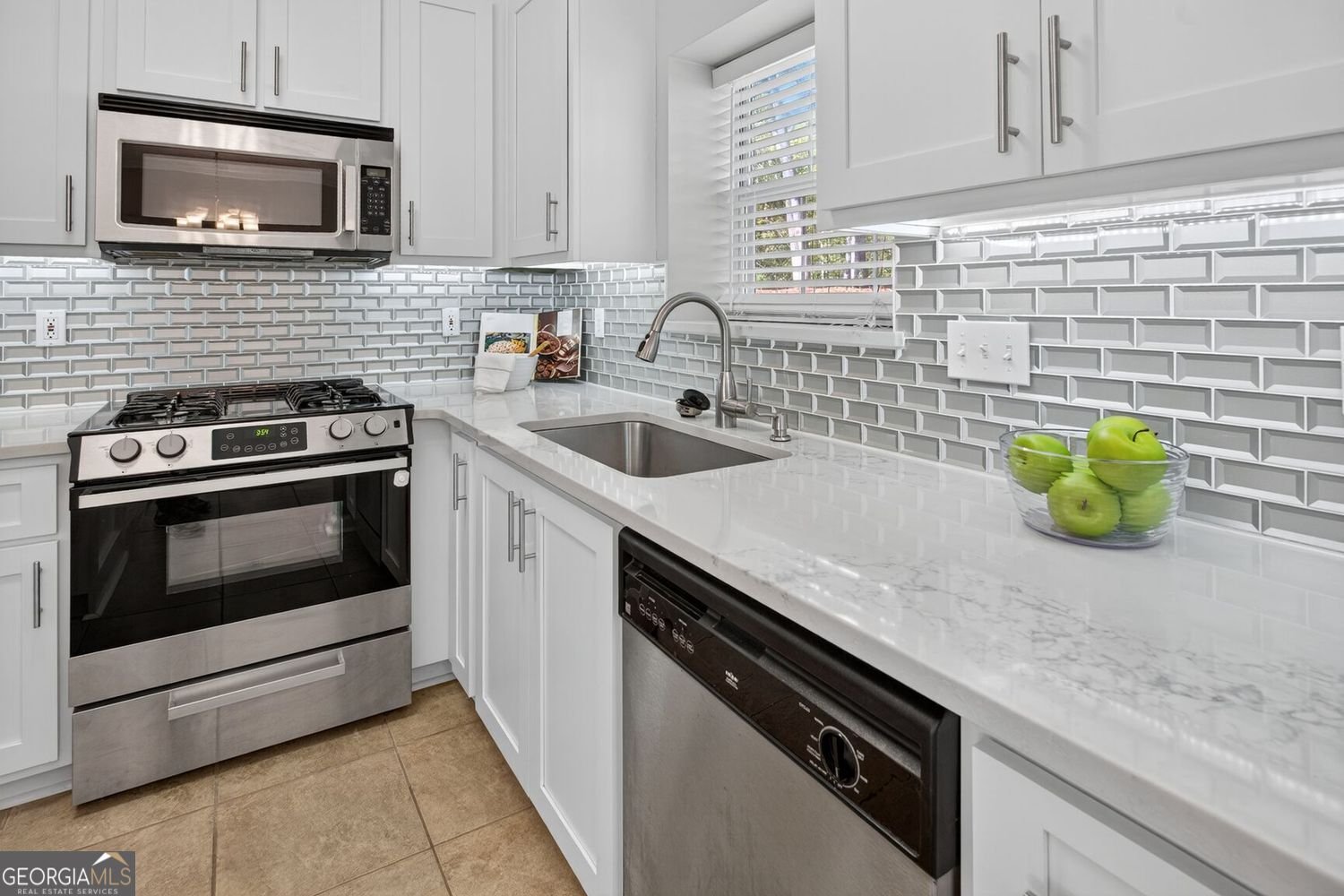 206 Las Brasis Court Peachtree City - Photo 18