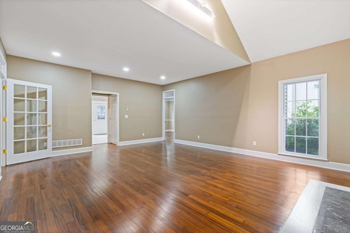 4865 Agate Drive Alpharetta - Photo 12