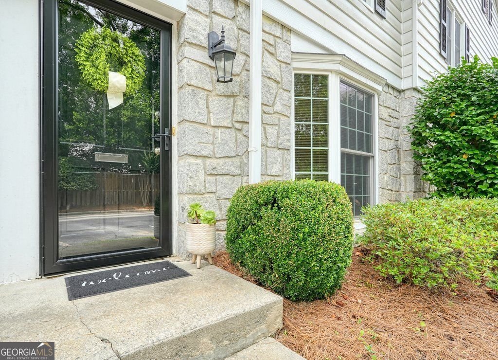 136 Peachtree Memorial Drive Atlanta - Photo 6