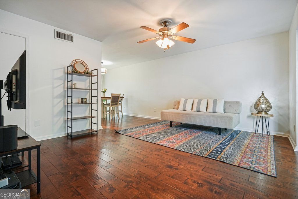 136 Peachtree Memorial Drive Atlanta - Photo 7