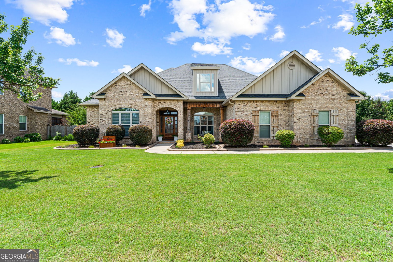500 Rosewater Dr Warner Robins - main photo