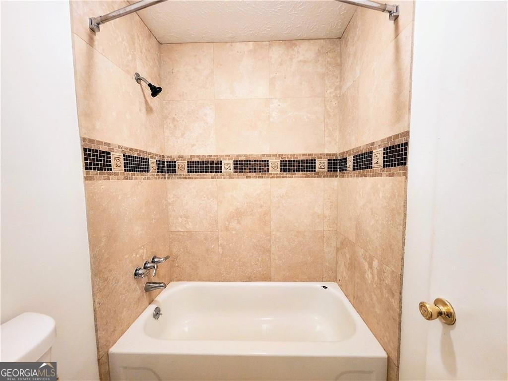 8740 Roswell Roa Atlanta - Photo 11