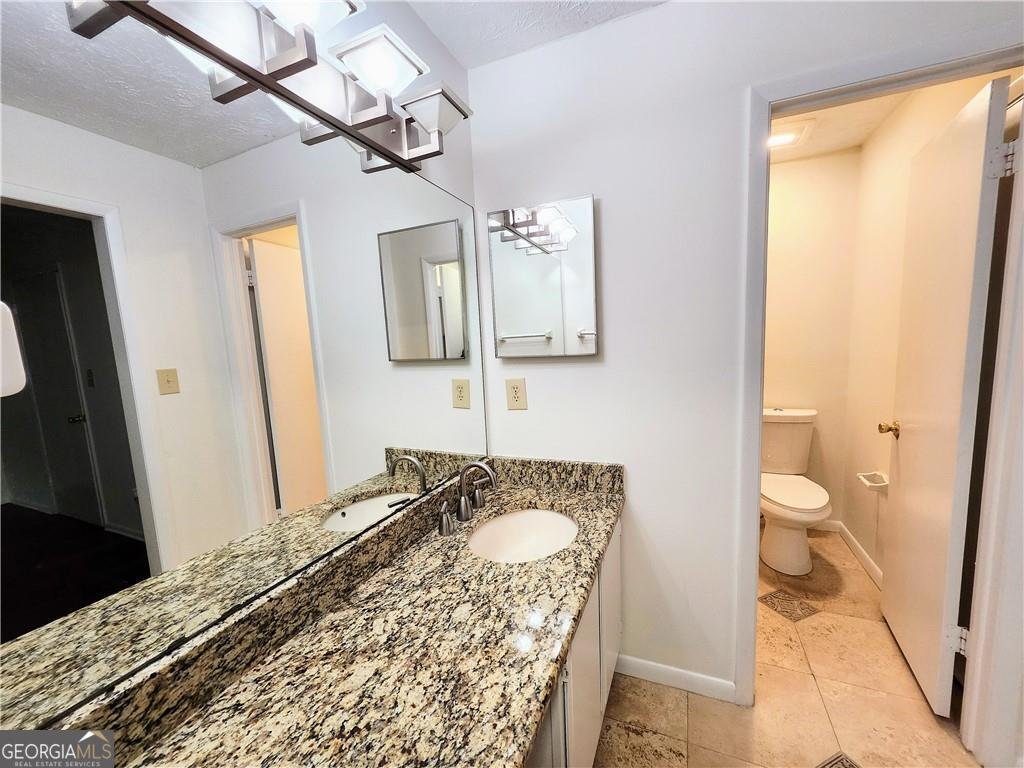 8740 Roswell Roa Atlanta - Photo 13