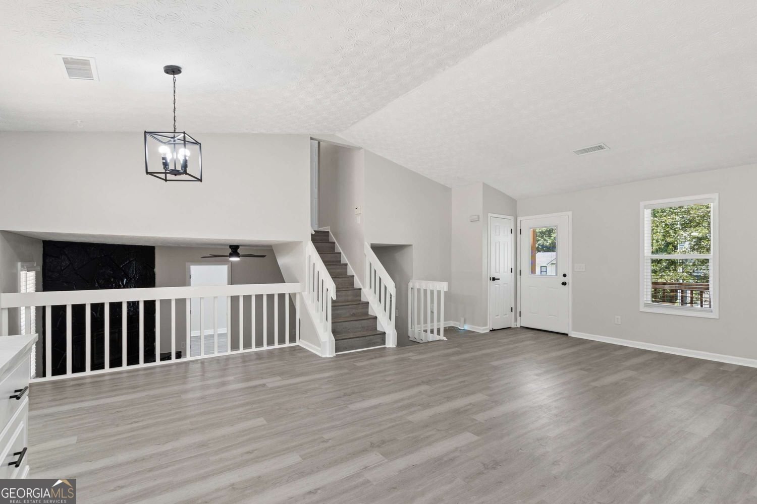 708 Greenhedge Drive Stone Mountain - Photo 12