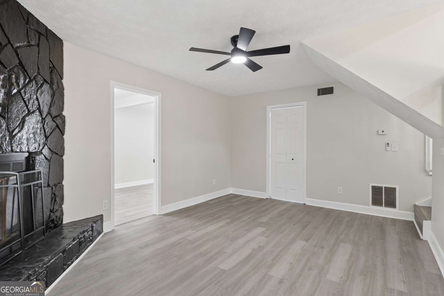 708 Greenhedge Drive Stone Mountain - Photo 15