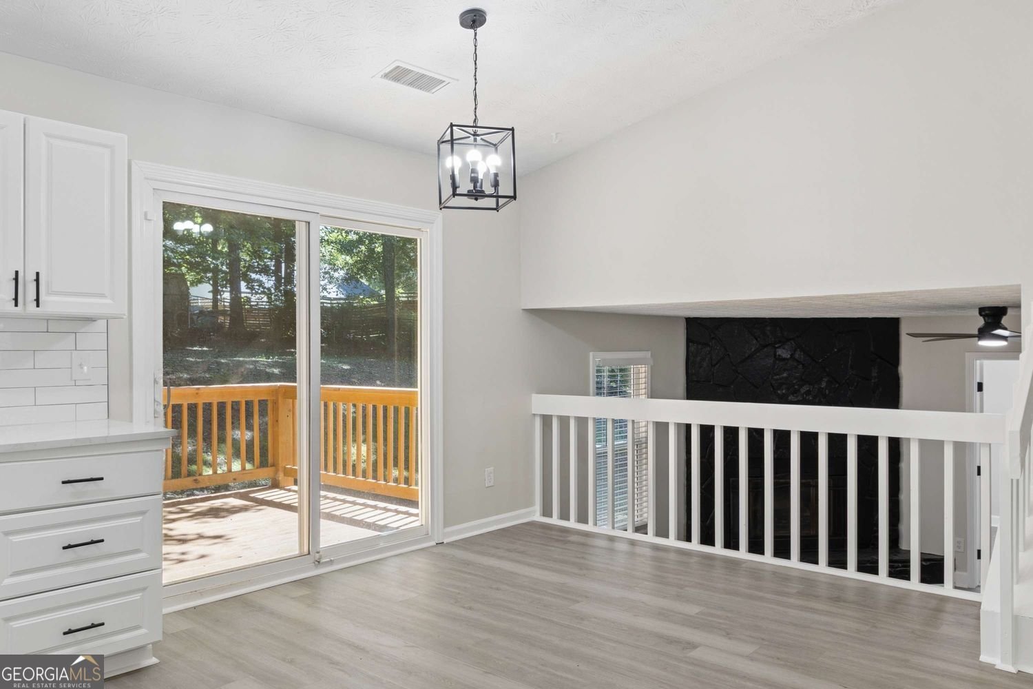 708 Greenhedge Drive Stone Mountain - Photo 9