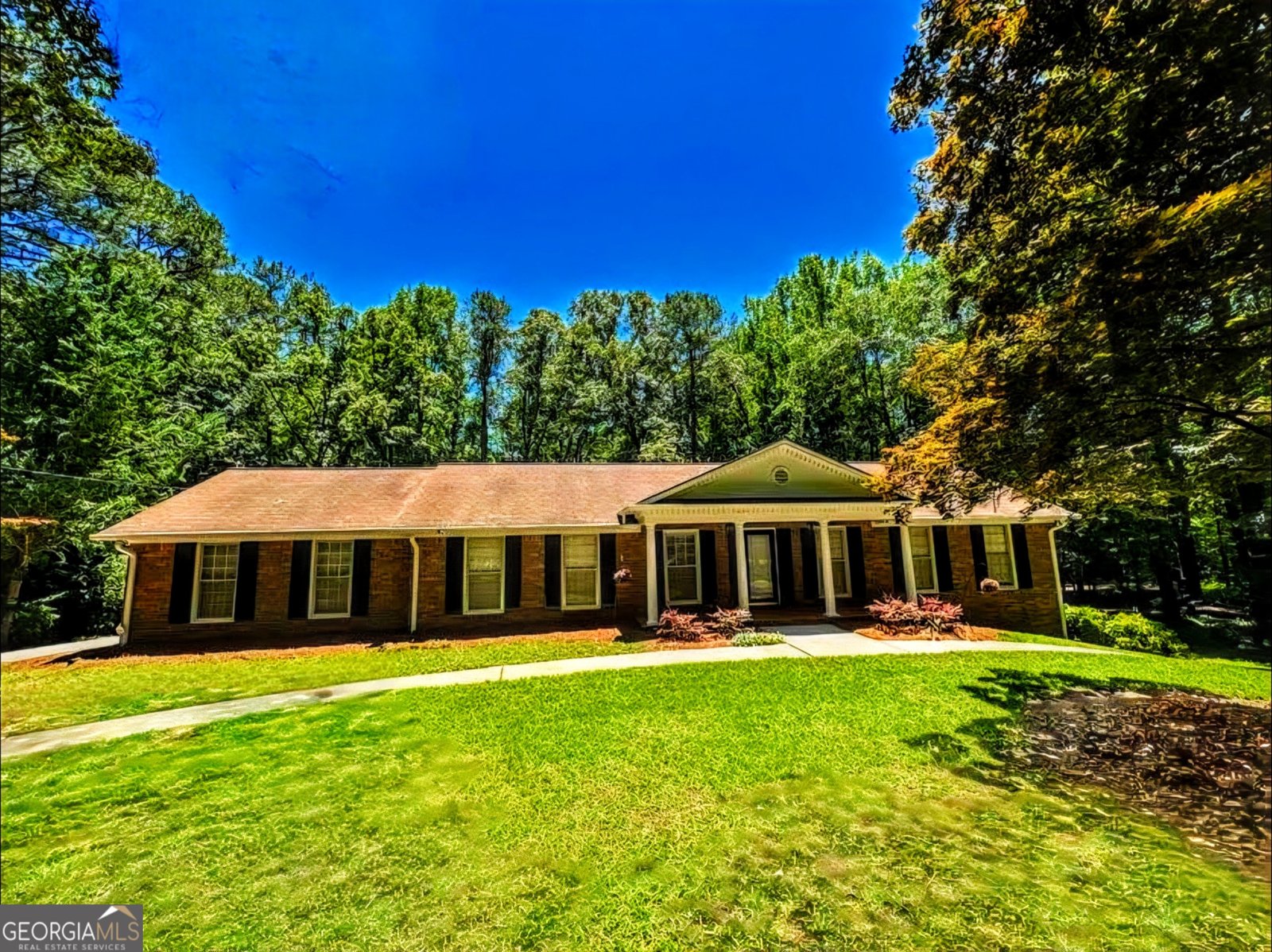 2571 Victory Drive Douglasville - main photo