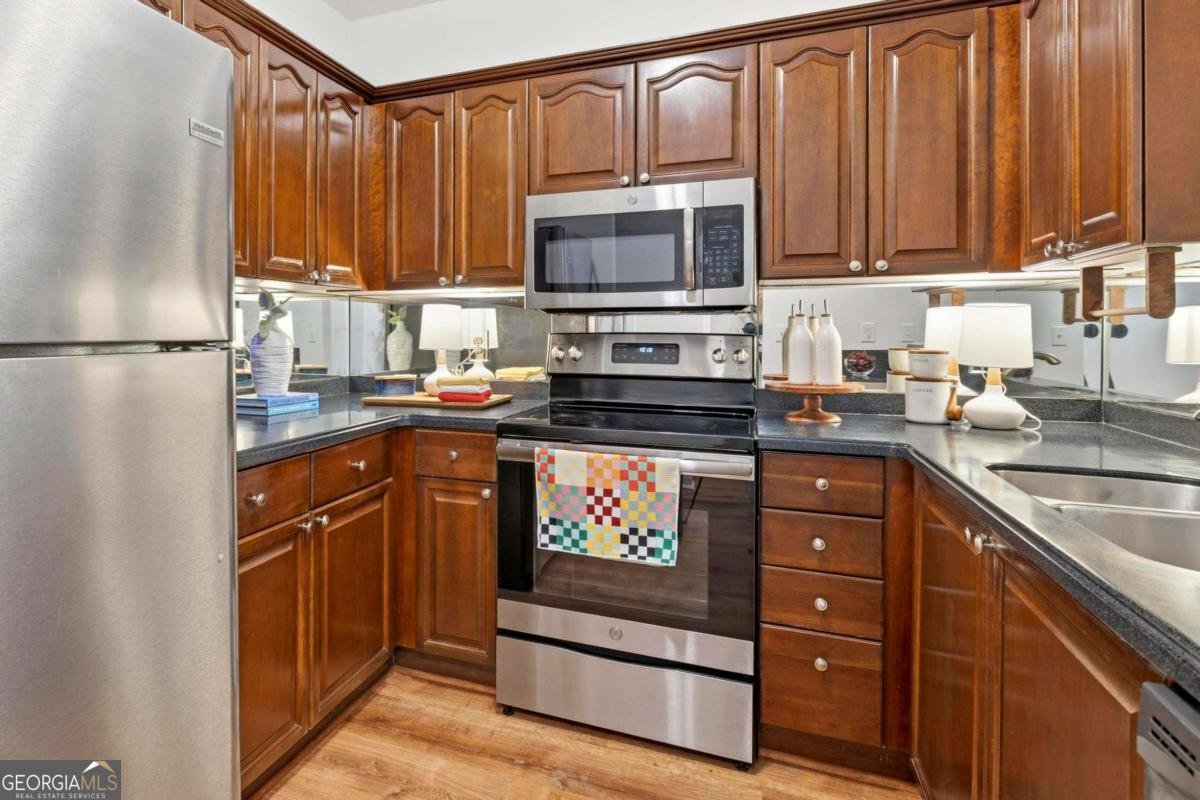 1111 River Green Drive Atlanta - Photo 12